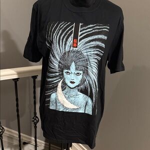 Black Graphic Short Sleeve Junji Ito tshirt